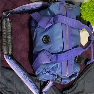 lululemon duffle bag